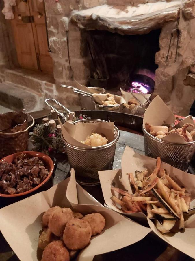 Al Vecchio Corso B&B Tempio Pausania Buitenkant foto